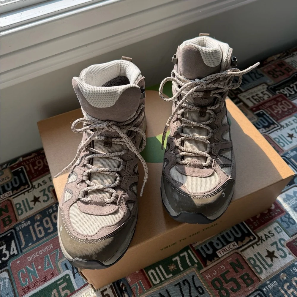 Oboz Women's Gray Hiking Boots - Lightweight Trail Support